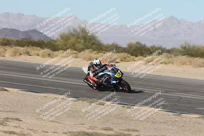 media/Oct-04-2025-CVMA (Sat) [[408bcdd6e4]]/Race 15-Femmewalla-Femmewalla UL/